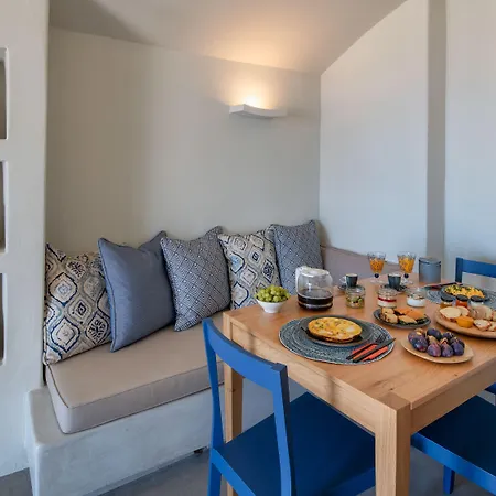 Halcyon Days 아파트호텔 피르고스