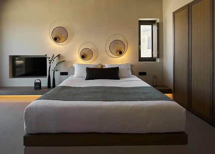 Halcyon Days Pýrgos