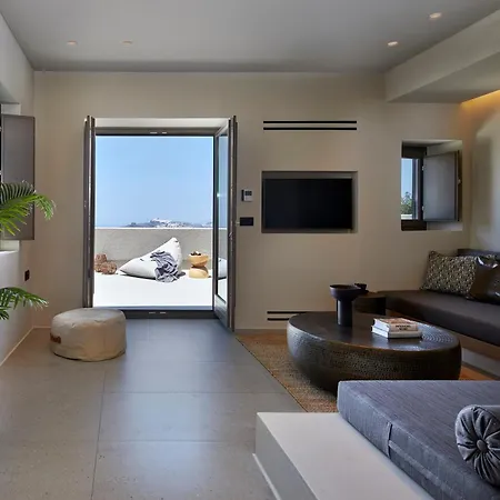 Halcyon Days Aparthotel