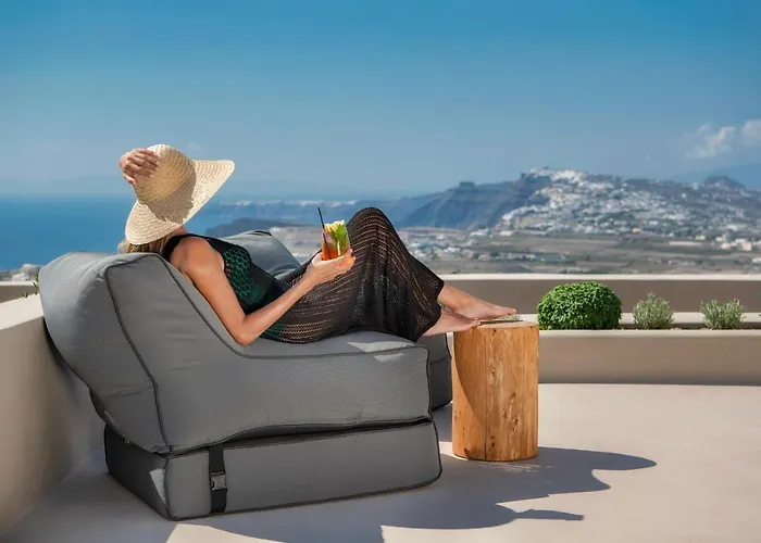 Halcyon Days Pýrgos