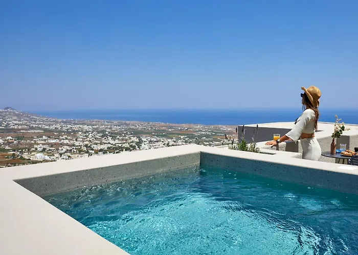 Halcyon Days Aparthotel 4*