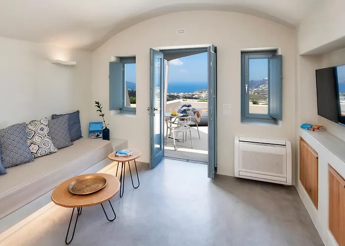 Halcyon Days Pýrgos