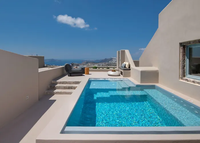 Halcyon Days Aparthotel