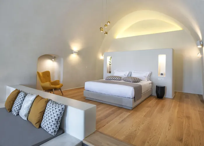 Aparthotel Halcyon Days 4*