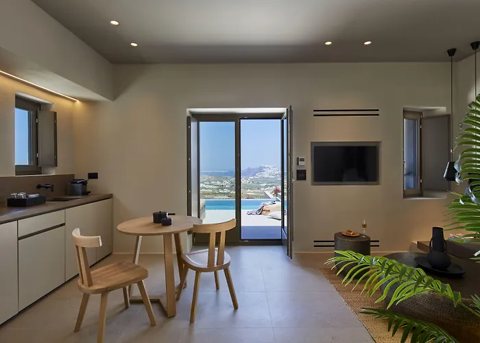 Halcyon Days Pýrgos